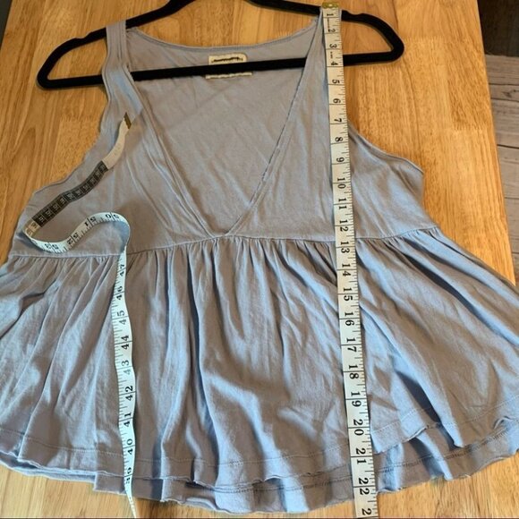 Urban Outfitters Peplum Tank Top Size Medium - Picture 5 of 7
